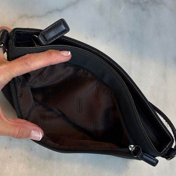 COACH Bag Purse Handbag Y2K Mercer Demi Pouchette Mini Shoulder Bag - Picture 16 of 16